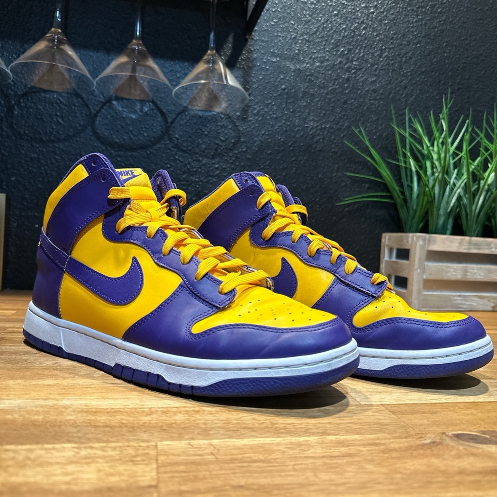 Nike Dunk High Lakers in purple and yellow #Lakers #dunks